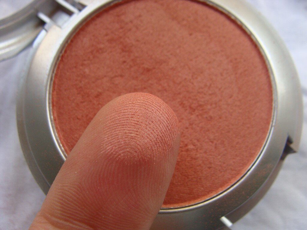 colorbar peachy rose blush